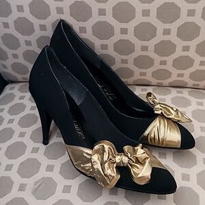 Vintage Lifestride Black and Gold Holiday heels